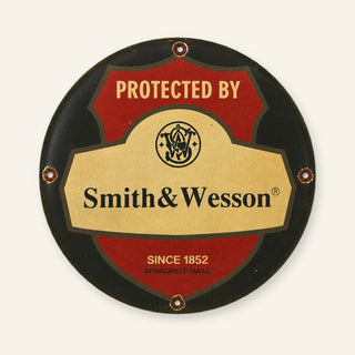 Smith & Wesson Protected By – Insegna smaltata rotonda