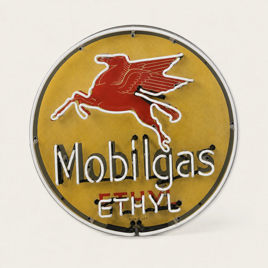 Rond Mobilgas Ethyl Pegasus emaille neonbord van 60 cm met verlichting uit, vooraanzicht